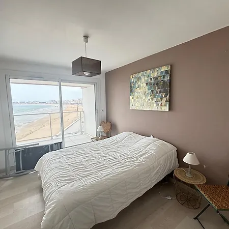 Apartamento 2 étoiles Avec Balcon-terrasse, 1 Chambre, Parking, Près De La - Fr-1-197-491
