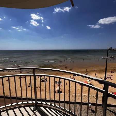 2 Etoiles Avec Balcon-terrasse, 1 Chambre, Parking, Pres De La - Fr-1-197-491 아파트 *